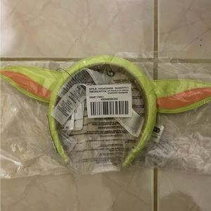 2022 Loungefly Disney Parks Star Wars Mandalorian Grogu Ear Headband